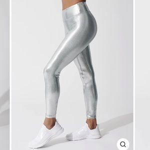 Brand new never worn marvel leggings